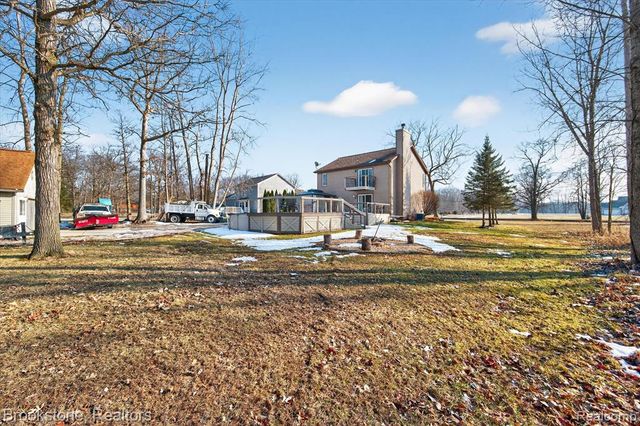 1980 Oakville Waltz Road, New Boston, MI 48164