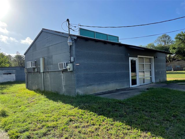 1412 Ward Bend Road, Sealy, TX 77474