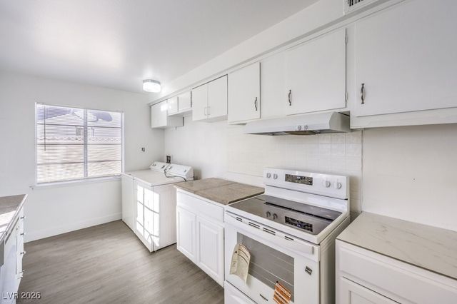 5401 Longridge Avenue, Las Vegas, NV 89146