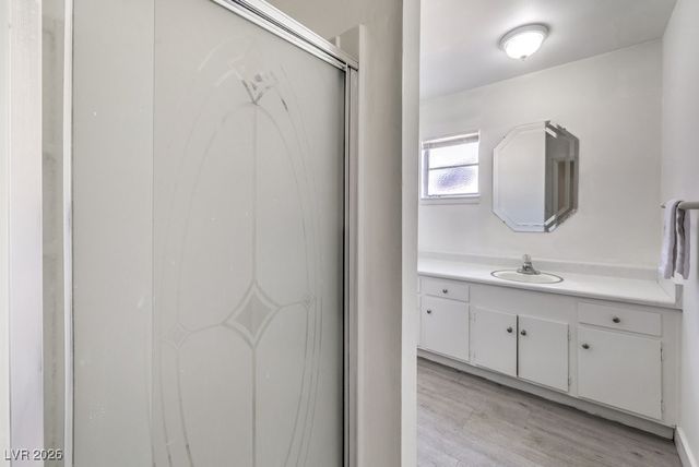 5401 Longridge Avenue, Las Vegas, NV 89146