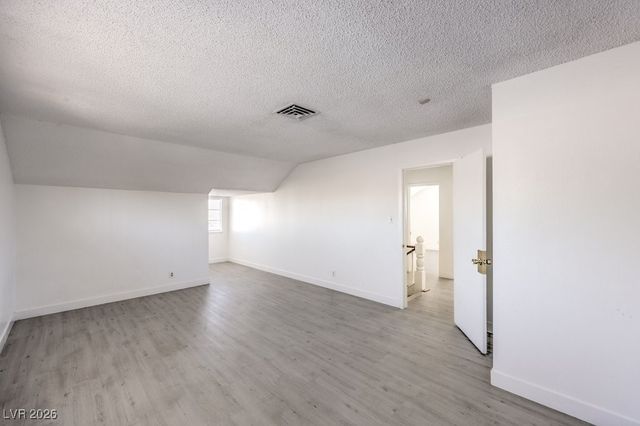 5401 Longridge Avenue, Las Vegas, NV 89146