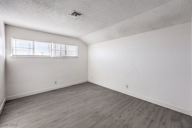 5401 Longridge Avenue, Las Vegas, NV 89146