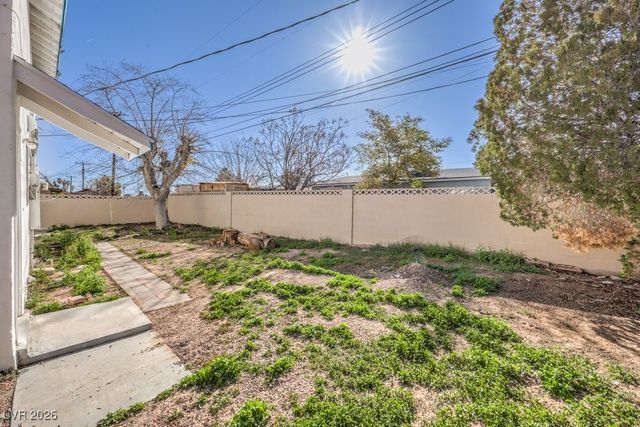 5401 Longridge Avenue, Las Vegas, NV 89146
