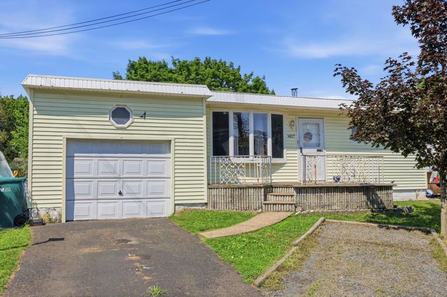 1427 WILLIAMS ST, Levittown, PA 19057