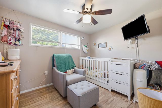 1427 WILLIAMS ST, Levittown, PA 19057