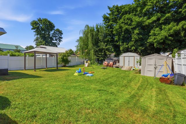 1427 WILLIAMS ST, Levittown, PA 19057
