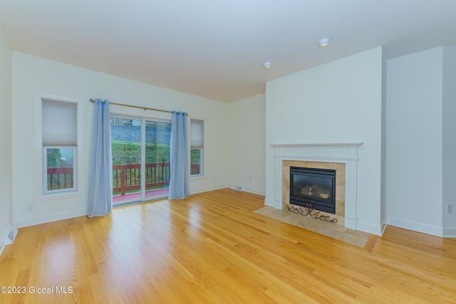 58 Lori Jean Place, Troy, NY 12182