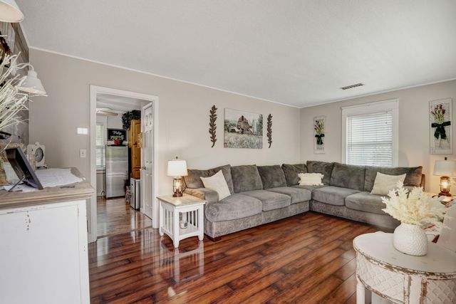 587 Holcomb Road, Ringgold, GA 30736