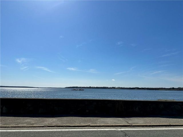 53 Burton Street, Bristol, RI 02809