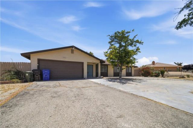18405 Owatonna, Apple Valley, CA 92307