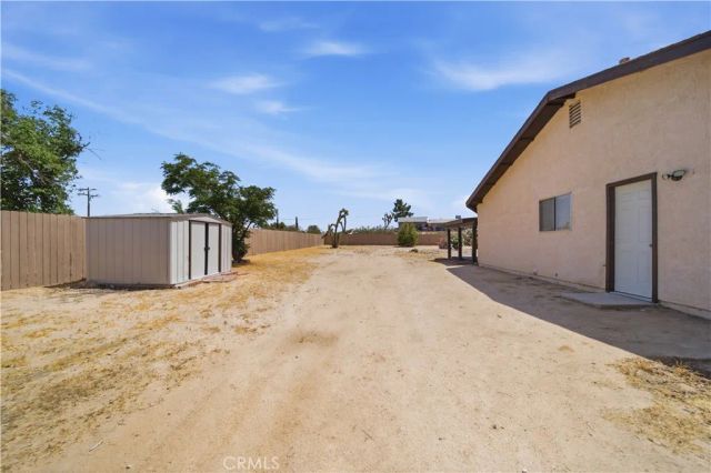 18405 Owatonna, Apple Valley, CA 92307
