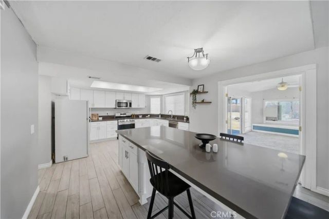 18405 Owatonna, Apple Valley, CA 92307