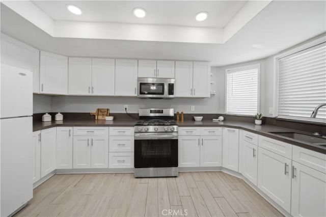 18405 Owatonna, Apple Valley, CA 92307