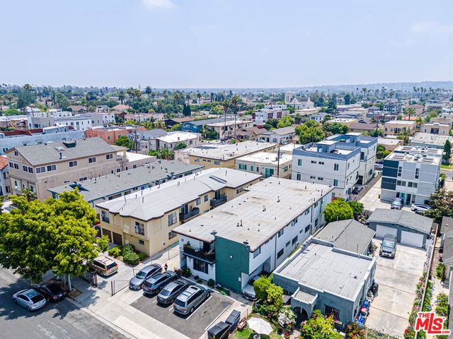 4546 W 17th Street, Los Angeles, CA 90019