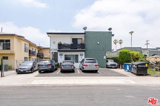 4546 W 17th Street, Los Angeles, CA 90019