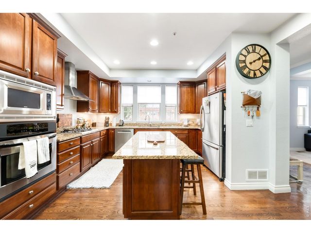 9135 E 29th Pl, Denver, CO 80238