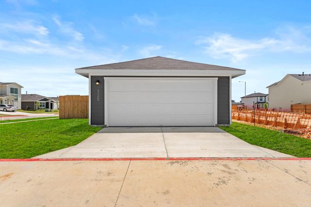 325 Santo Domingo RD, Bastrop, TX 78602