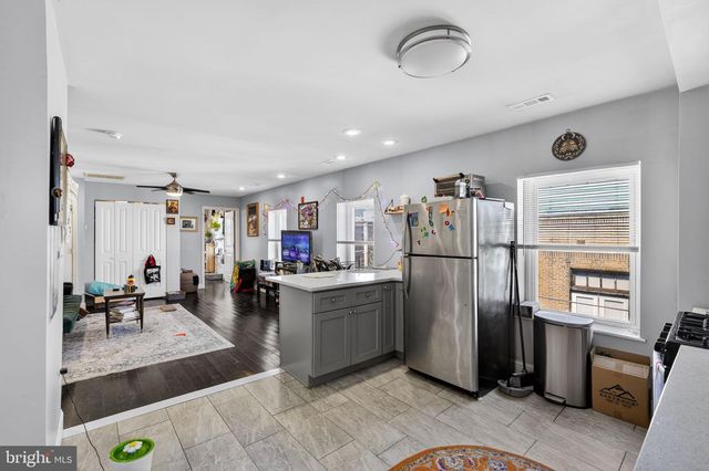 1229 S 6TH ST, Philadelphia, PA 19147