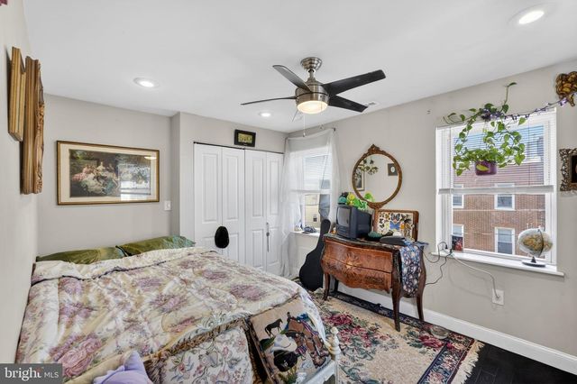 1229 S 6TH ST, Philadelphia, PA 19147