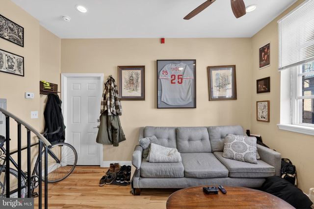 1229 S 6TH ST, Philadelphia, PA 19147