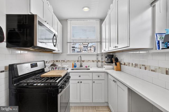 1229 S 6TH ST, Philadelphia, PA 19147