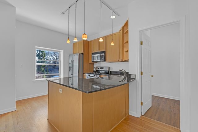 1951 W FOSTER Avenue 2ME, Chicago, IL 60640