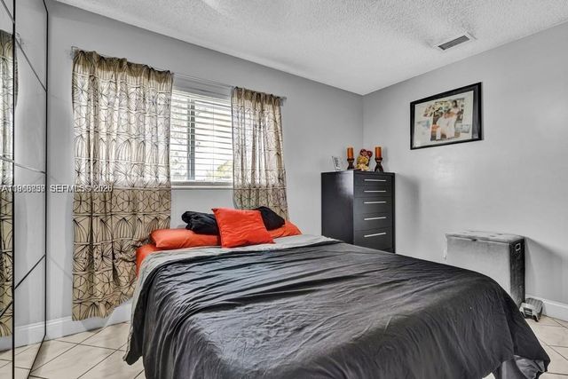 19821 Eagle Nest Rd, Cutler Bay, FL 33157