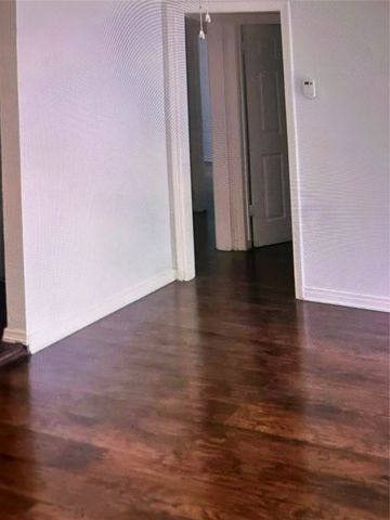 303 E 7th Street, Kaufman, TX 75142