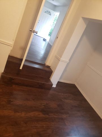 303 E 7th Street, Kaufman, TX 75142