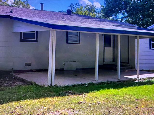 303 E 7th Street, Kaufman, TX 75142