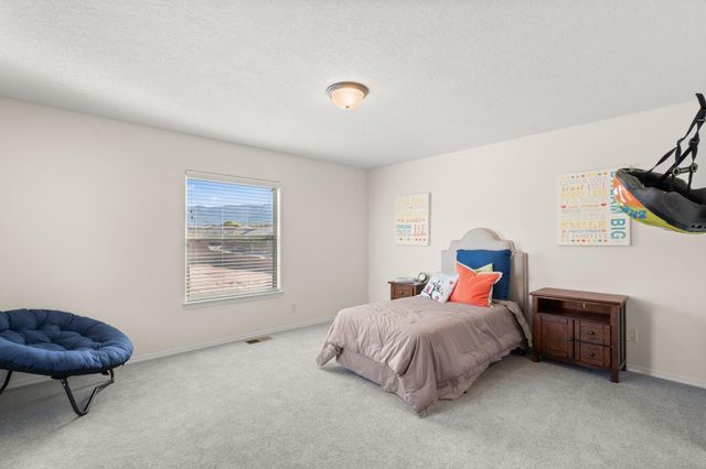 9719 Blue Dove Place NE, Albuquerque, NM 87122