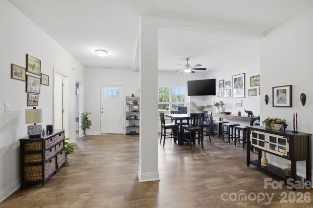 314 Potters Landing, Denton, NC 27239