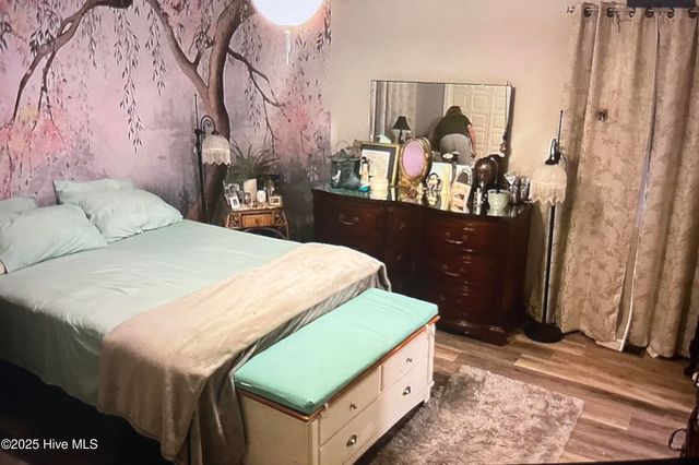 423 Edgewood Circle, Whiteville, NC 28472