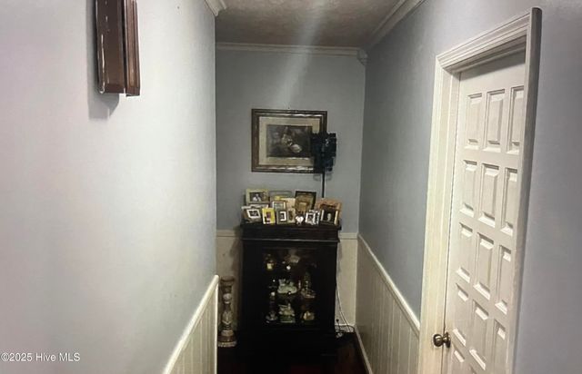 423 Edgewood Circle, Whiteville, NC 28472