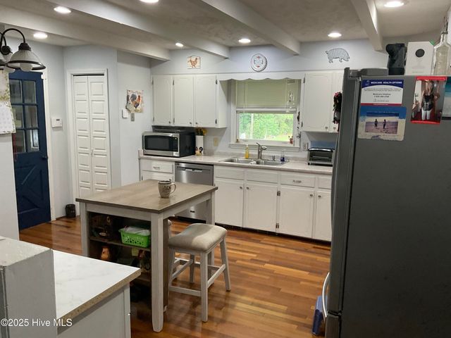 423 Edgewood Circle, Whiteville, NC 28472