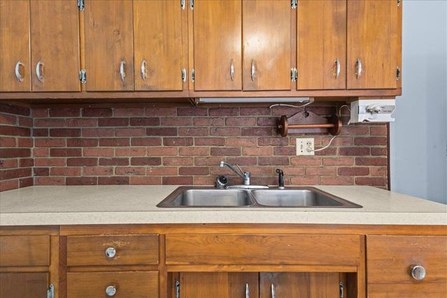 1 Milano Hill, Barre Town, VT 05678