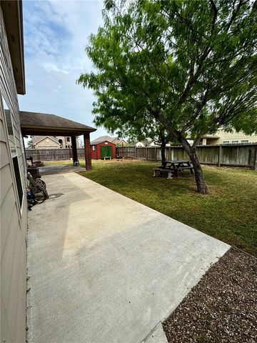 2106 Halcon St, Corpus Christi, TX 78414