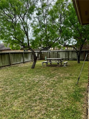 2106 Halcon St, Corpus Christi, TX 78414