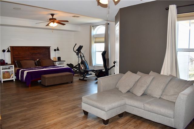 2106 Halcon St, Corpus Christi, TX 78414