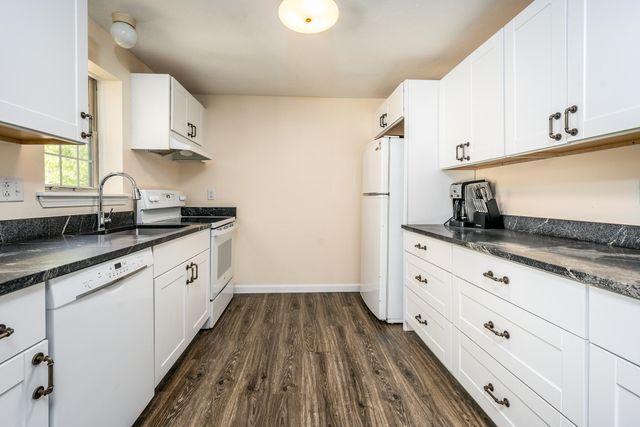 168 White Moss Drive, Marstons Mills, MA 02648