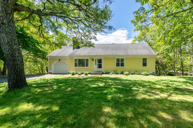 168 White Moss Drive, Marstons Mills, MA 02648