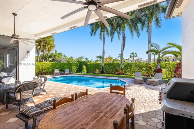 1479 SW 159th Ter, Pembroke Pines, FL 33027