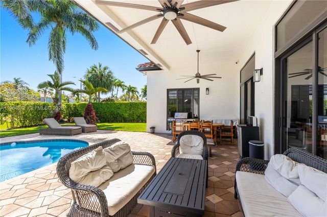 1479 SW 159th Ter, Pembroke Pines, FL 33027