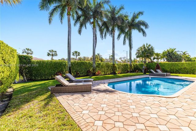 1479 SW 159th Ter, Pembroke Pines, FL 33027