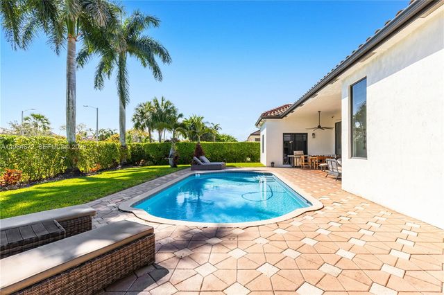 1479 SW 159th Ter, Pembroke Pines, FL 33027