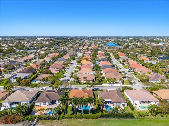 1479 SW 159th Ter, Pembroke Pines, FL 33027