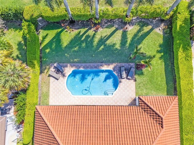 1479 SW 159th Ter, Pembroke Pines, FL 33027