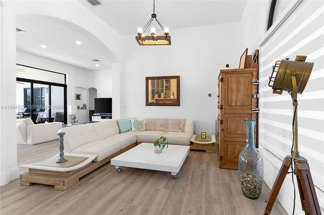 1479 SW 159th Ter, Pembroke Pines, FL 33027