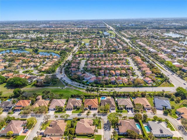 1479 SW 159th Ter, Pembroke Pines, FL 33027