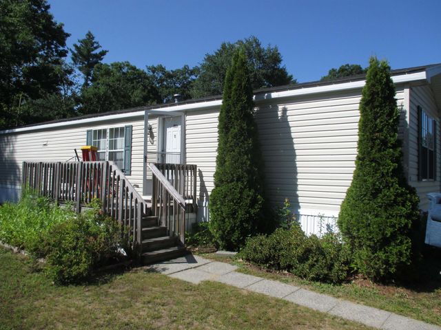 109 Colonial Village, Somersworth, NH 03878